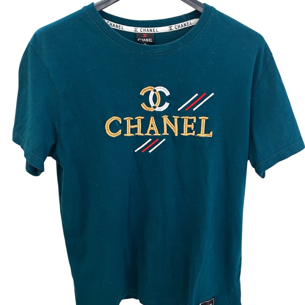 Chanel 👢 🦵 Short Sleeve Tee with Gold & White Embroidered Logo